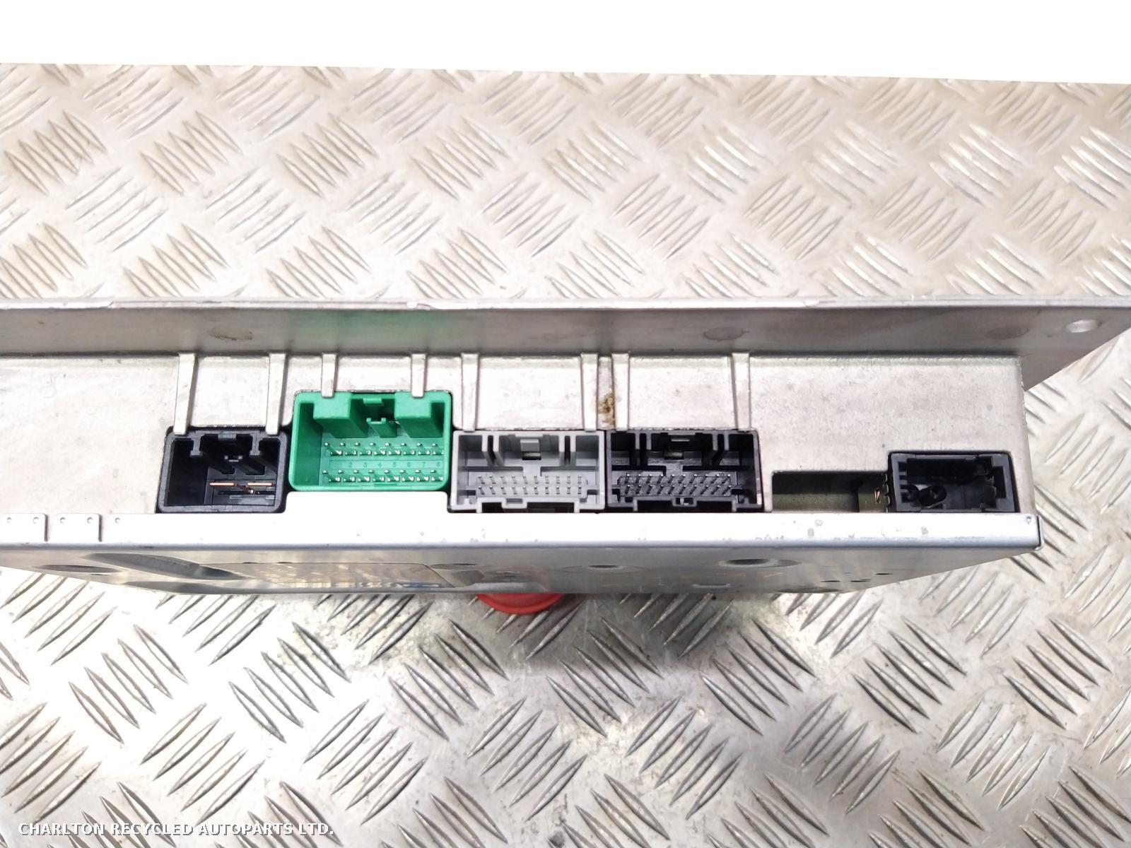 View Auto part Amplifier Unit LAND ROVER DISCOVERY 2011