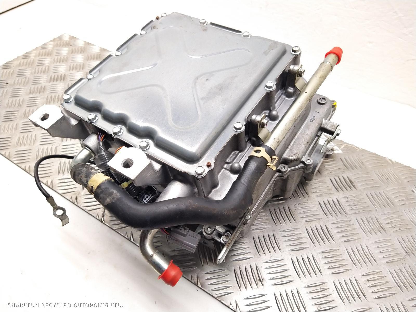 2015 MITSUBISHI OUTLANDER EV/Hybrid Electronic Inverter Unit View Auto part EV/Hybrid Electronic Inverter Unit MITSUBISHI OUTLANDER 2015