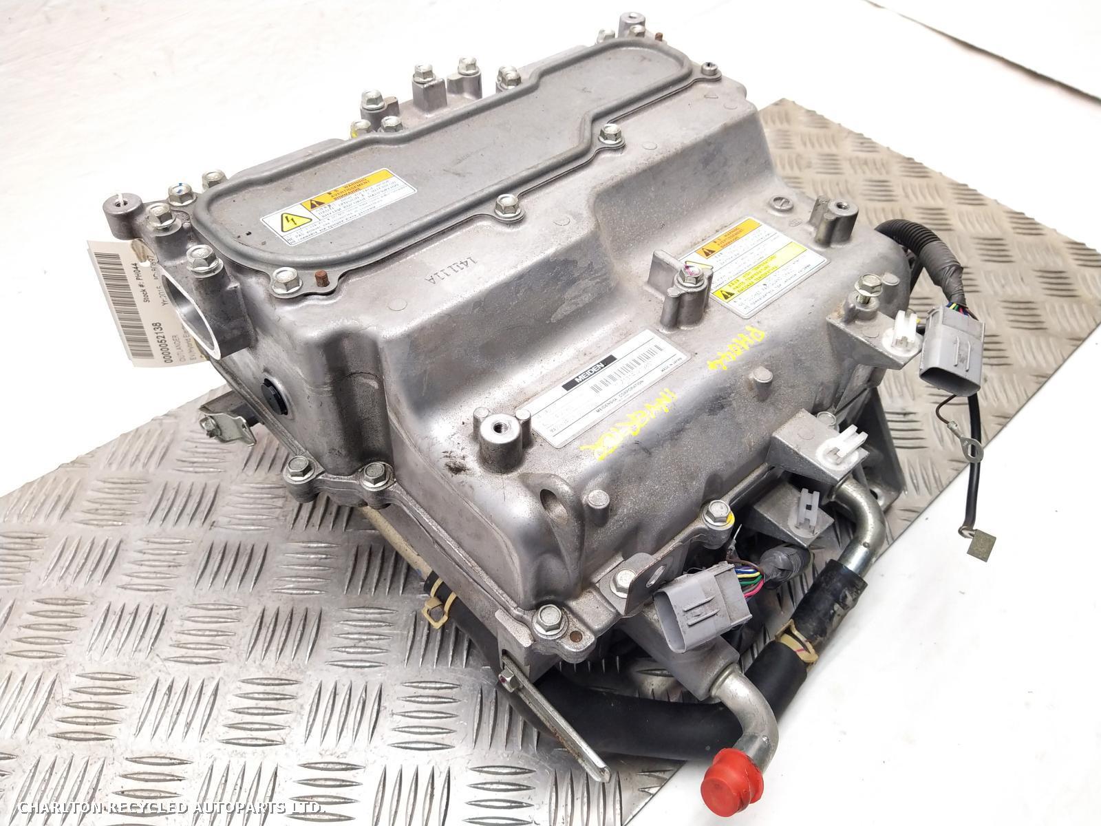 2015 MITSUBISHI OUTLANDER EV/Hybrid Electronic Inverter Unit View Auto part EV/Hybrid Electronic Inverter Unit MITSUBISHI OUTLANDER 2015