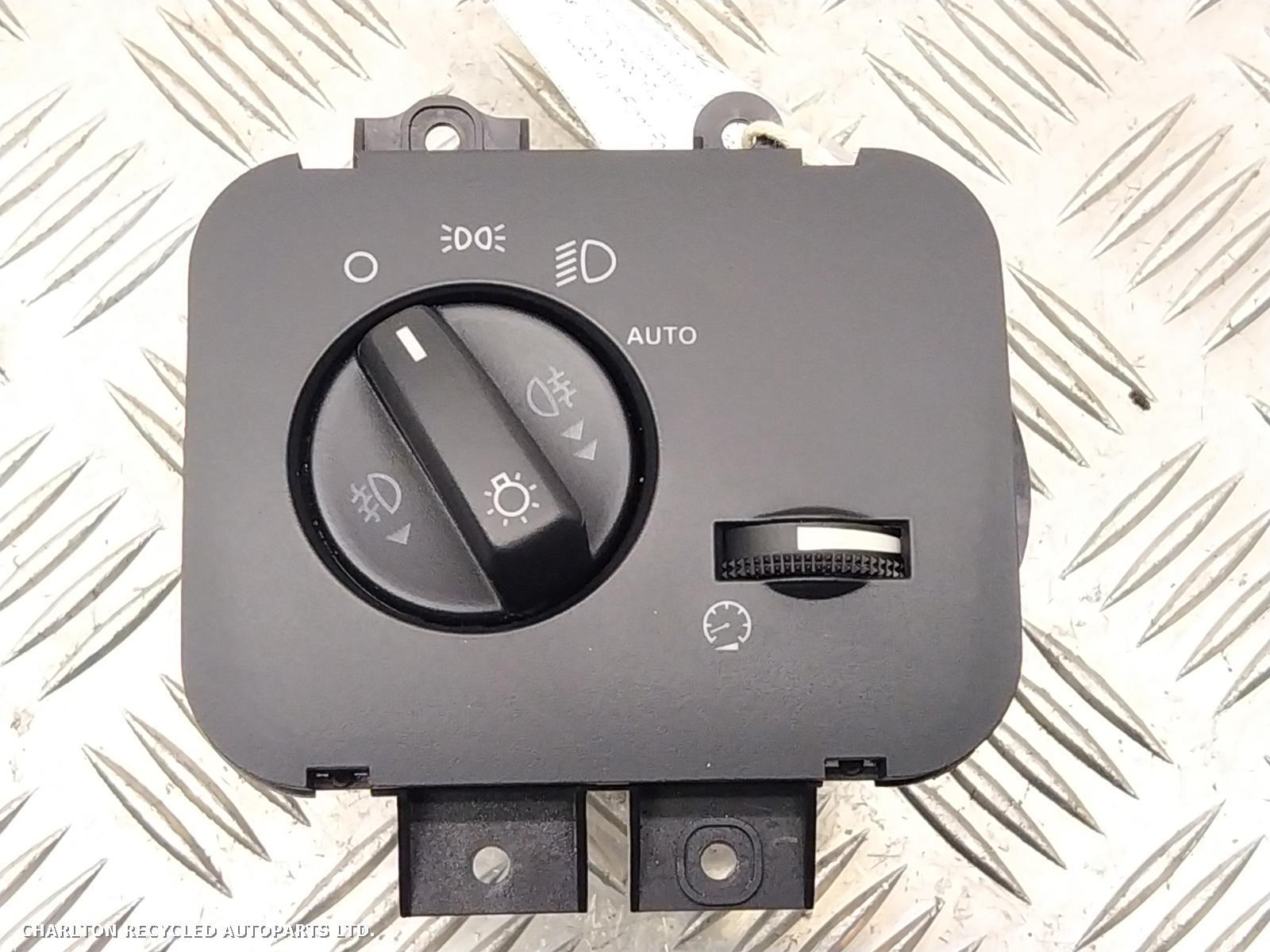View Auto part Headlight Switch LAND ROVER RANGE ROVER SPORT 2008
