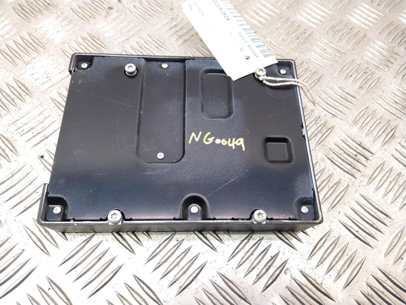 View Auto part Amplifier Unit JEEP WRANGLER 2020