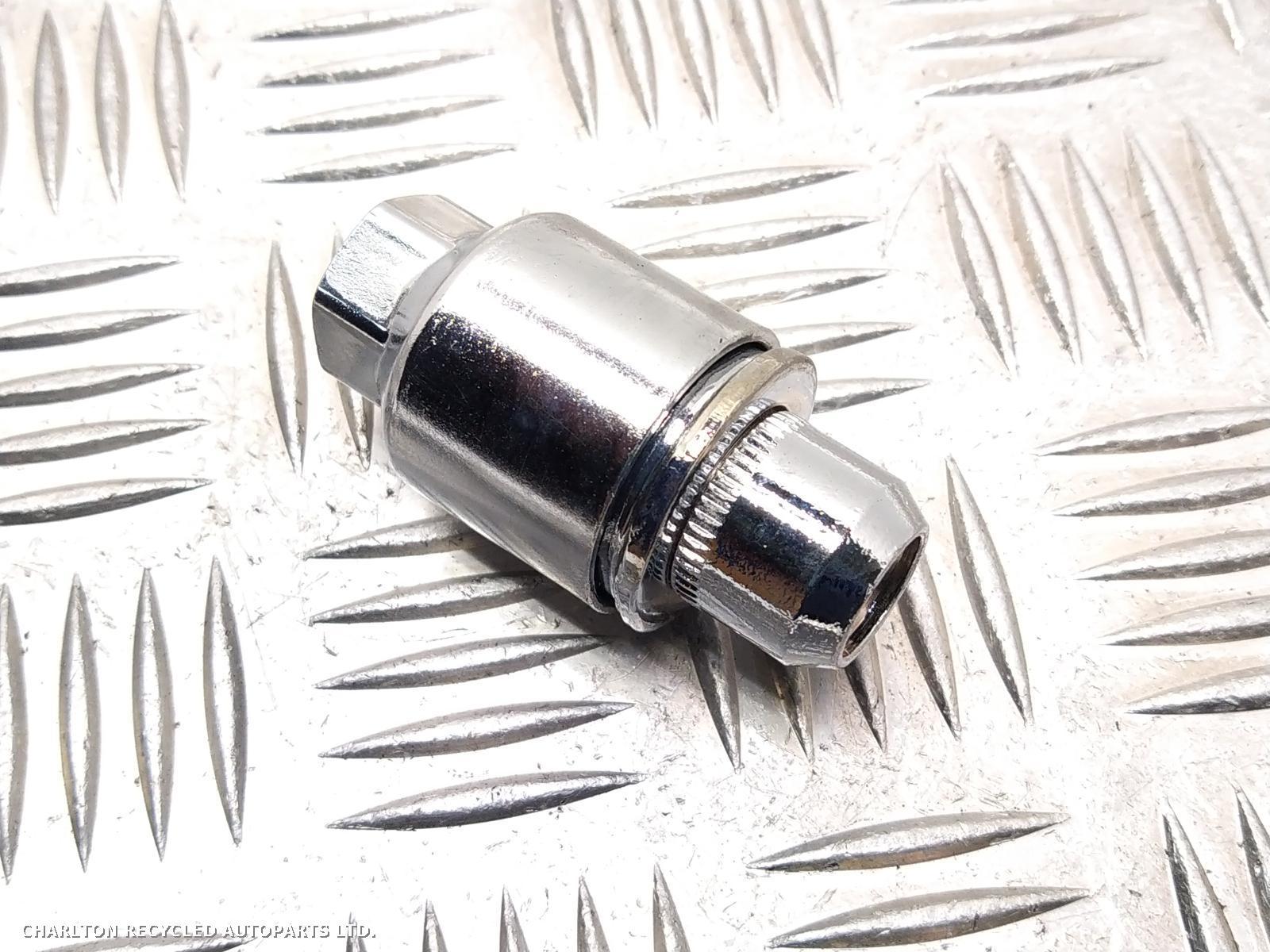 View Auto part Wheel Nut LAND ROVER RANGE ROVER SPORT 2011