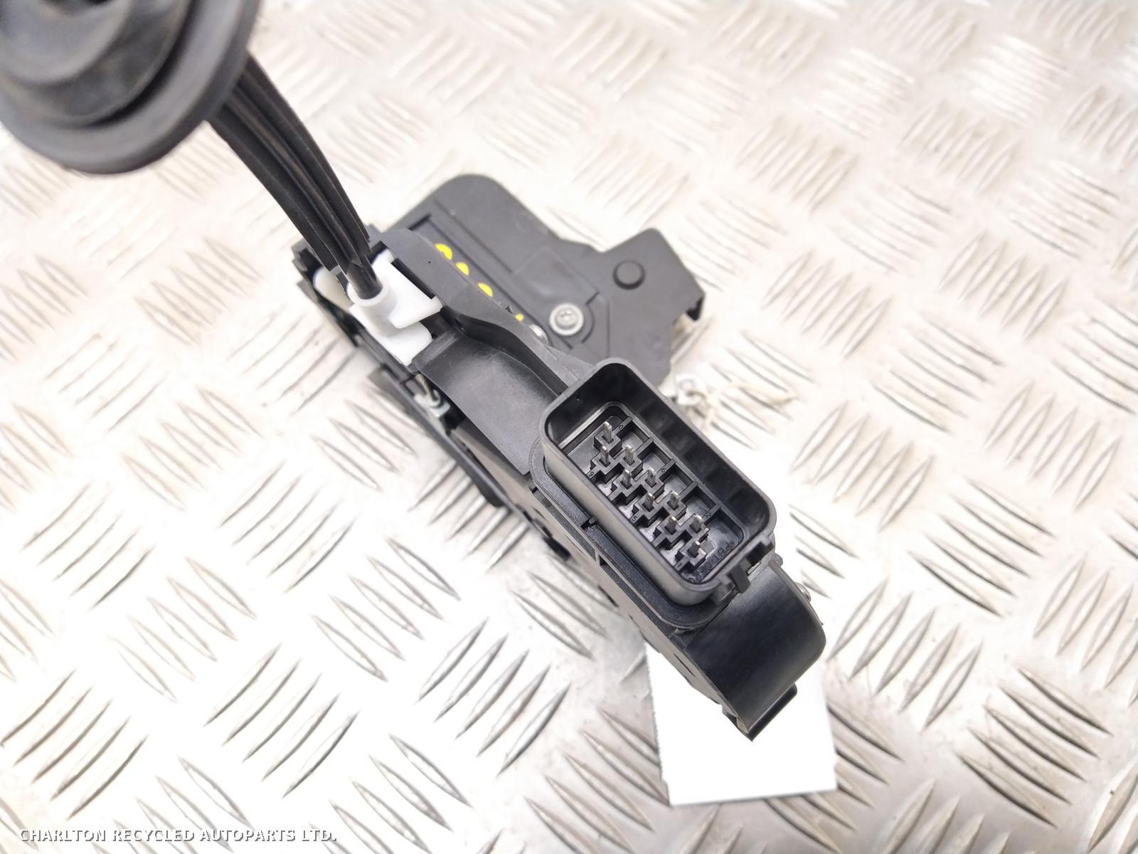 2012 LAND ROVER DISCOVERY Central Locking Solenoid View Auto part Central Locking Solenoid LAND ROVER DISCOVERY 2012