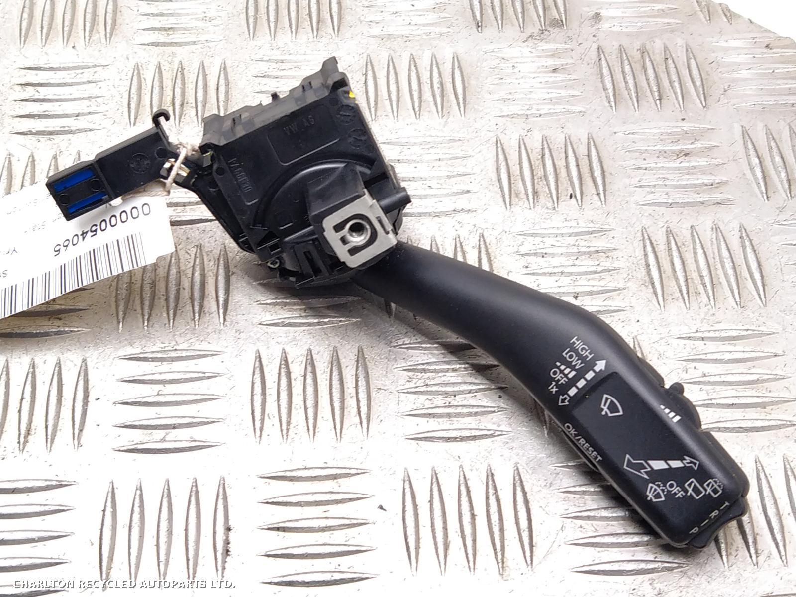 2008 VOLKSWAGEN TIGUAN Combination Switch View Auto part Combination Switch VOLKSWAGEN TIGUAN 2008