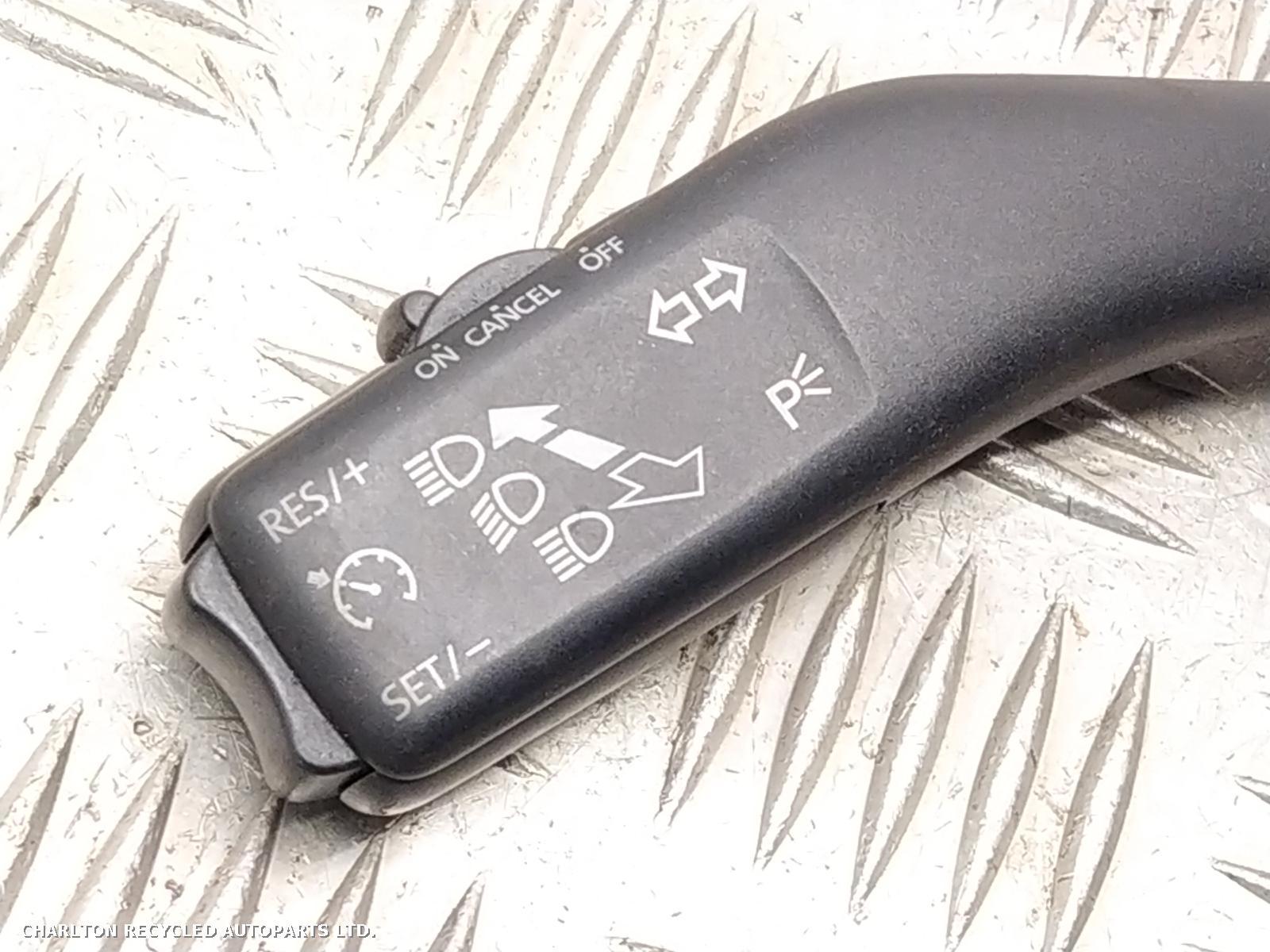2008 VOLKSWAGEN TIGUAN Combination Switch View Auto part Combination Switch VOLKSWAGEN TIGUAN 2008
