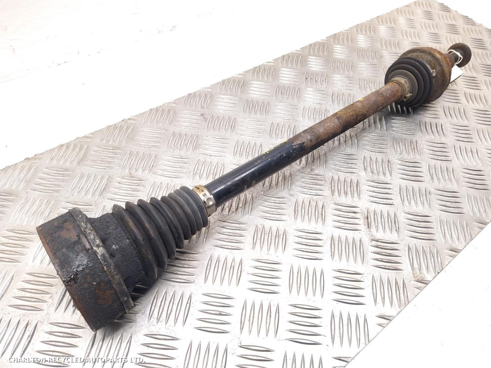 2008 VOLKSWAGEN TIGUAN Left Driveshaft View Auto part Left Driveshaft VOLKSWAGEN TIGUAN 2008