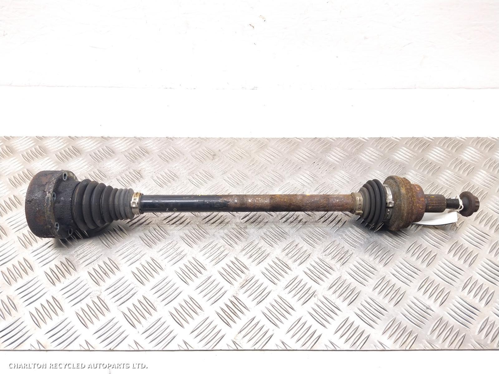 2008 VOLKSWAGEN TIGUAN Left Driveshaft View Auto part Left Driveshaft VOLKSWAGEN TIGUAN 2008
