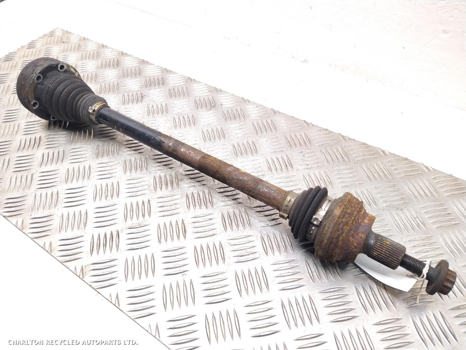 2008 VOLKSWAGEN TIGUAN Left Driveshaft View Auto part Left Driveshaft VOLKSWAGEN TIGUAN 2008