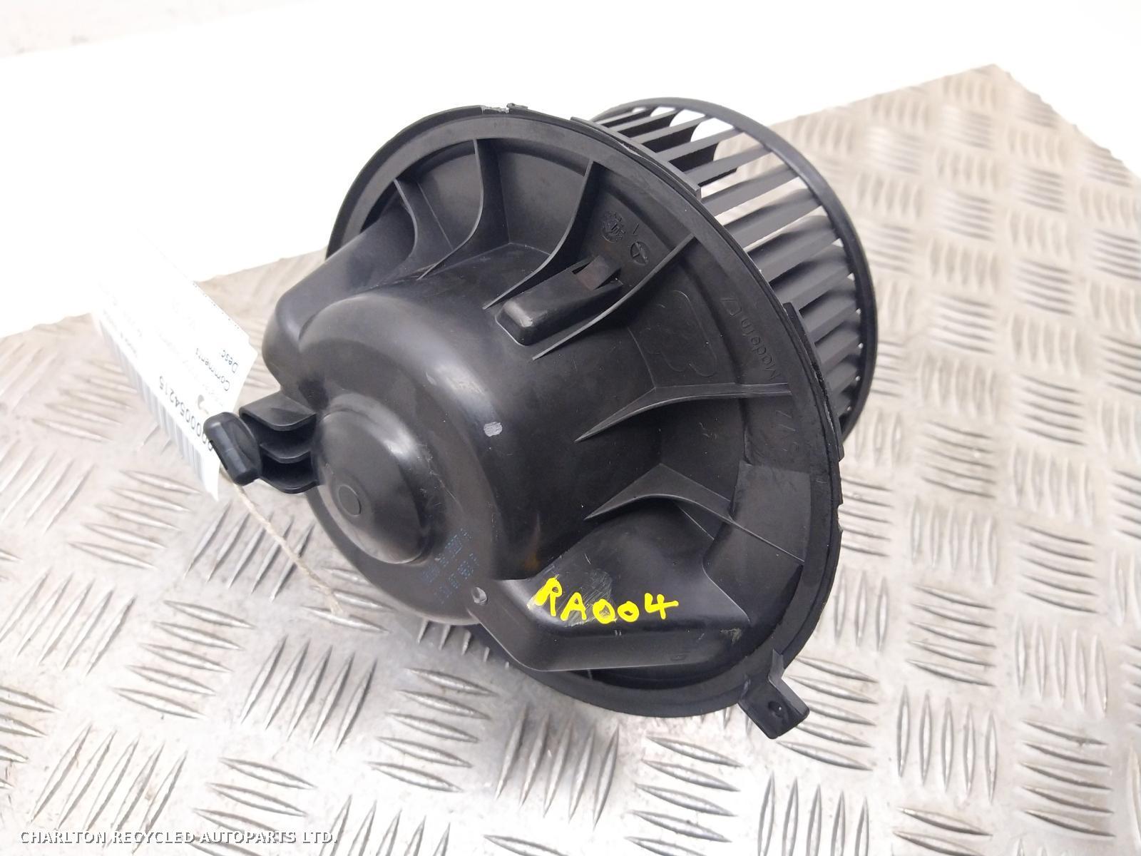 2008 VOLKSWAGEN TIGUAN Heater Motor/Assembly View Auto part Heater Motor/Assembly VOLKSWAGEN TIGUAN 2008