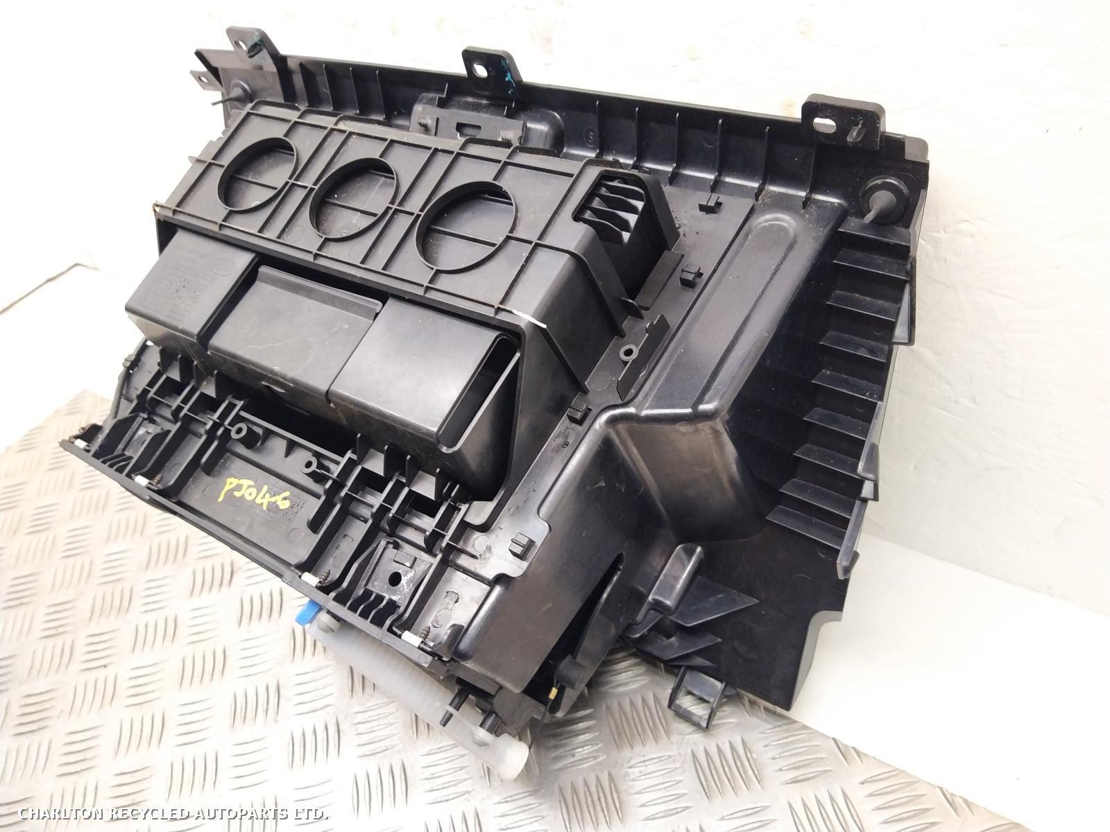 2016 JEEP RENEGADE Glove Box View Auto part Glove Box JEEP RENEGADE 2016