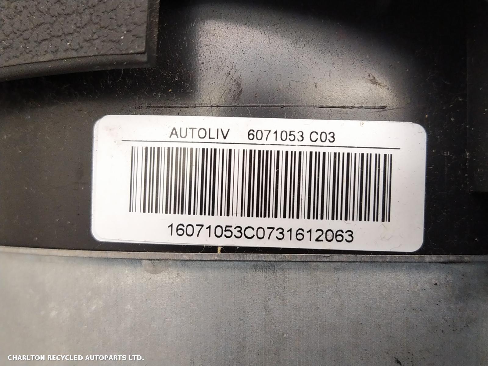 View Auto part R Air Bag VOLKSWAGEN TIGUAN 2008