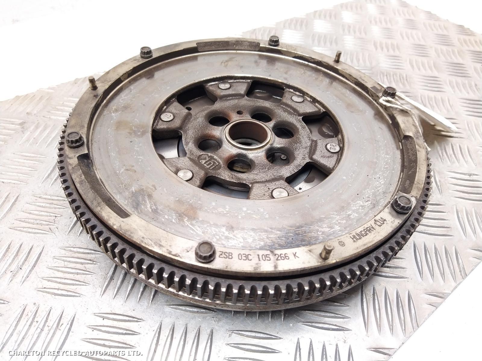 2008 VOLKSWAGEN TIGUAN Flywheel Flexplate View Auto part Flywheel Flexplate VOLKSWAGEN TIGUAN 2008