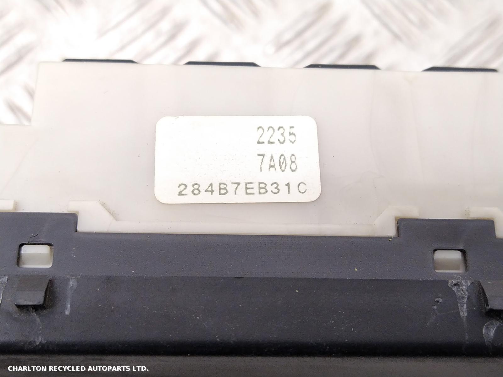 View Auto part Fuse Box NISSAN NAVARA 2007