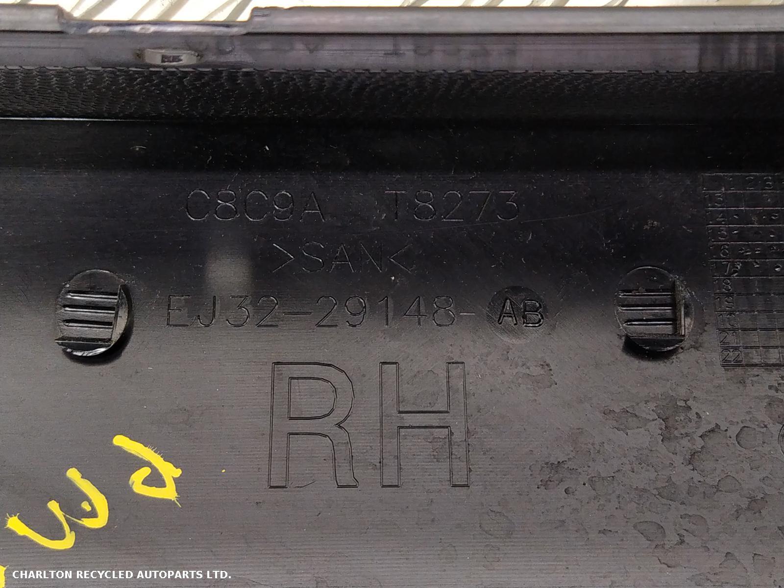 View Auto part R Quarter Panel LAND ROVER RANGE ROVER EVOQUE 2018