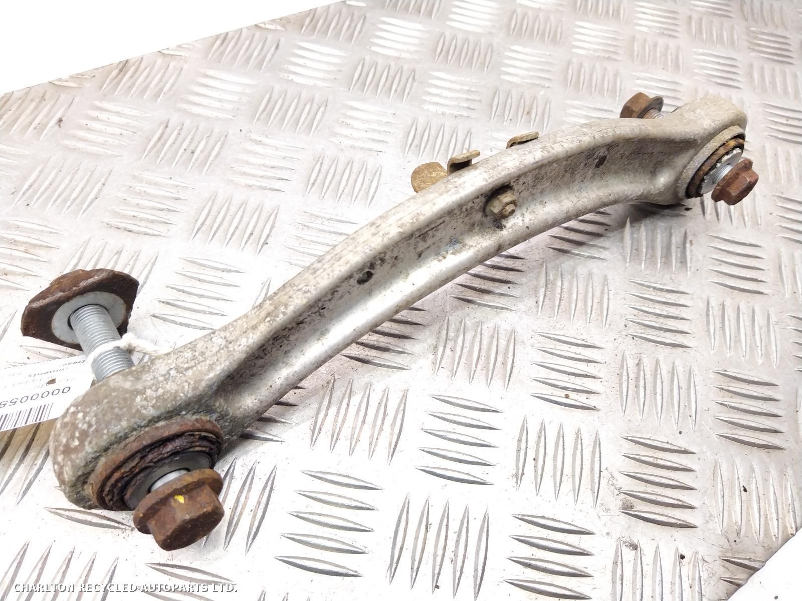 View Auto part R Rear Upper Control Arm VOLKSWAGEN TOUAREG 2009