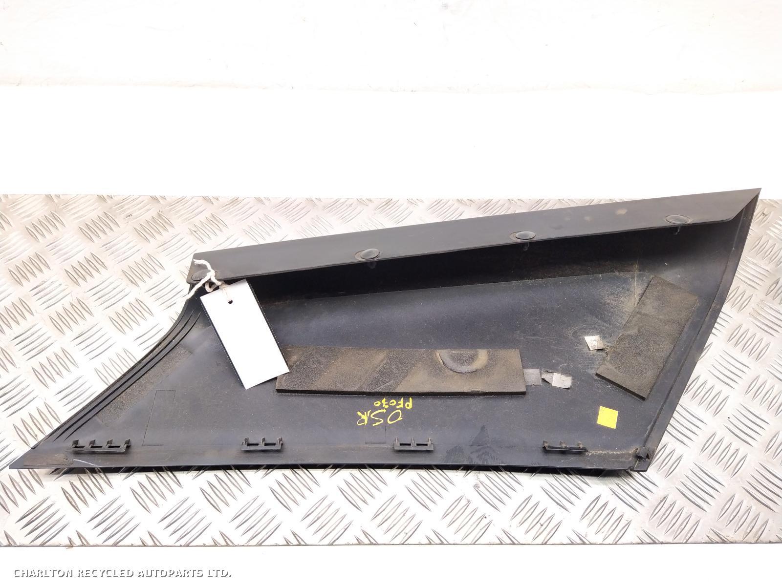 View Auto part D_POST_MOULDING LAND ROVER RANGE ROVER SPORT 2005