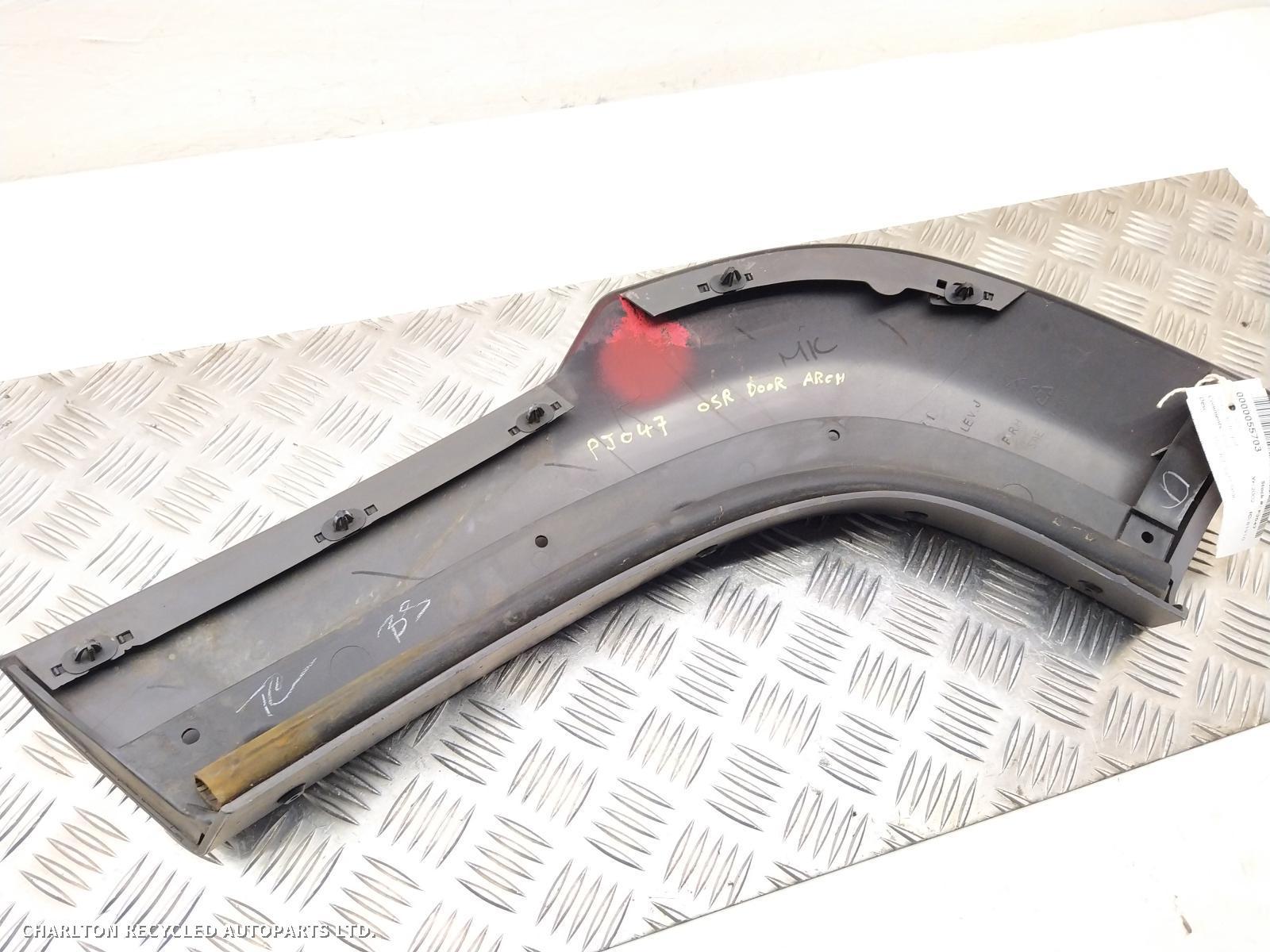 View Auto part Wheel Arch/Spat JEEP CHEROKEE 2002