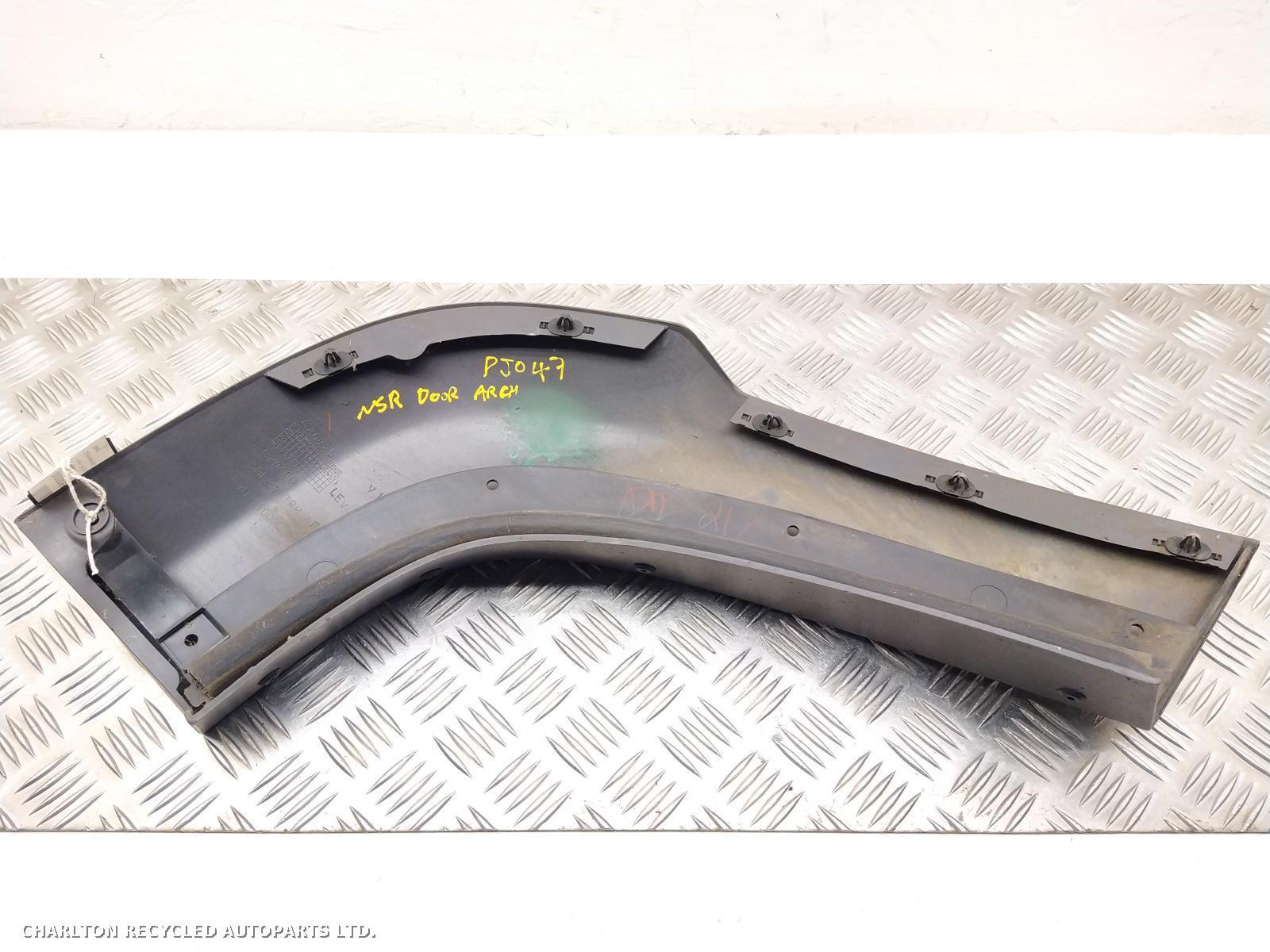View Auto part Wheel Arch/Spat JEEP CHEROKEE 2002