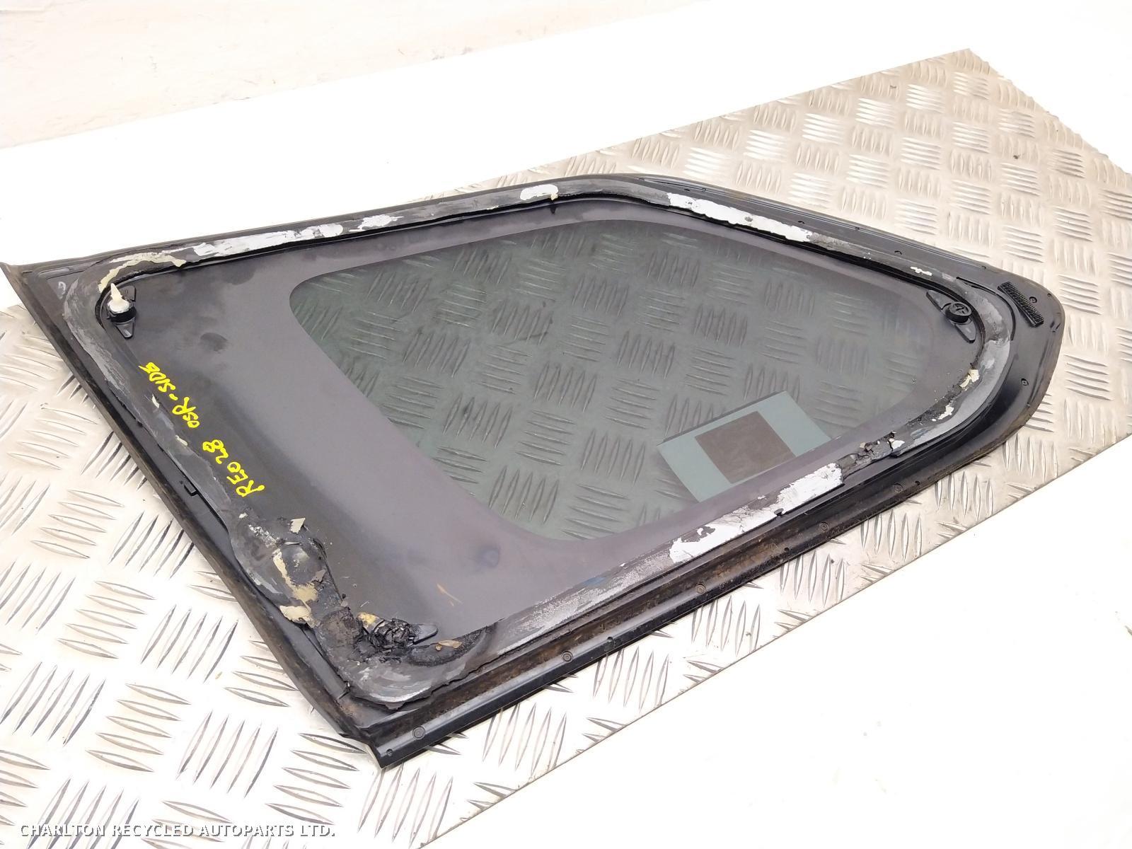 View Auto part R Quarter Window MITSUBISHI OUTLANDER 2014