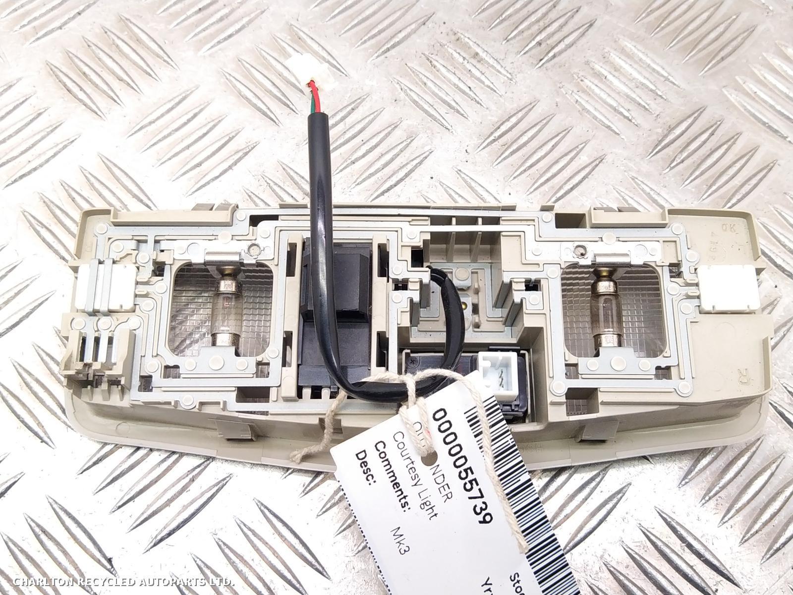 View Auto part Courtesy Light MITSUBISHI OUTLANDER 2014