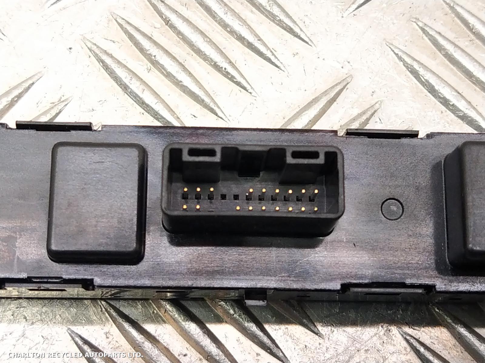 View Auto part Misc Switch MITSUBISHI OUTLANDER 2014