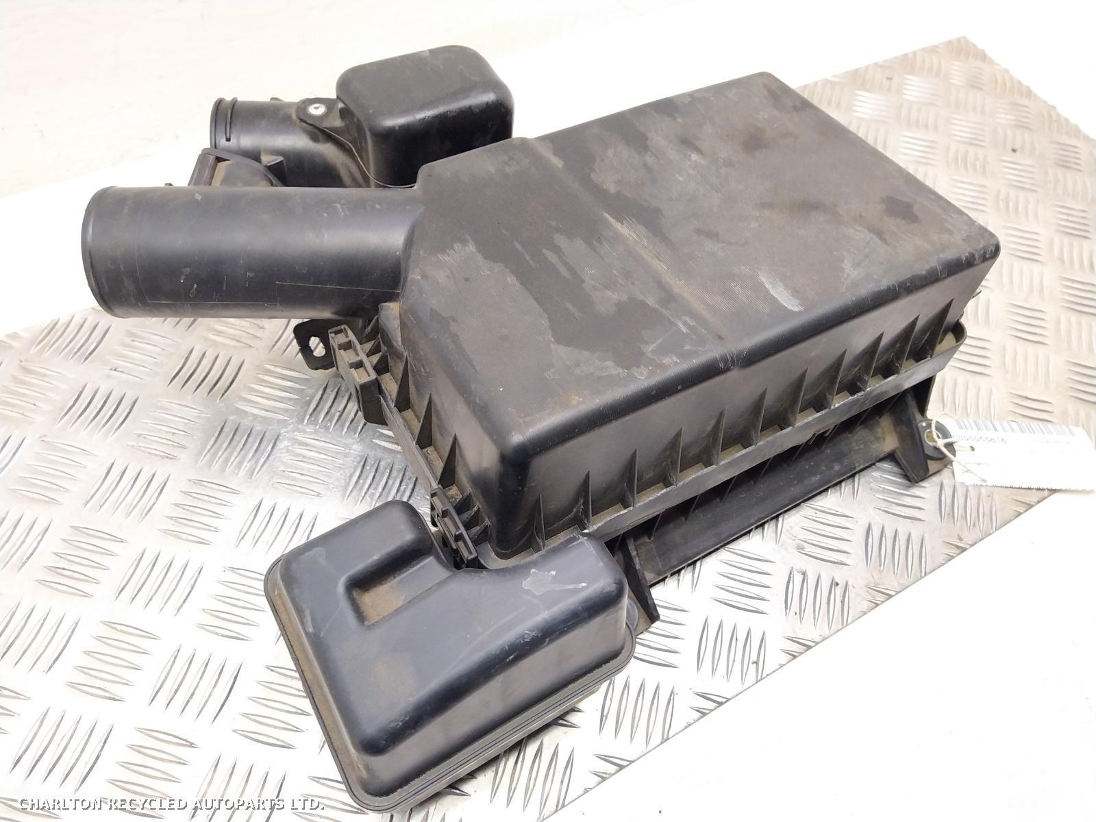 View Auto part Air Cleaner/Box MITSUBISHI OUTLANDER 2014