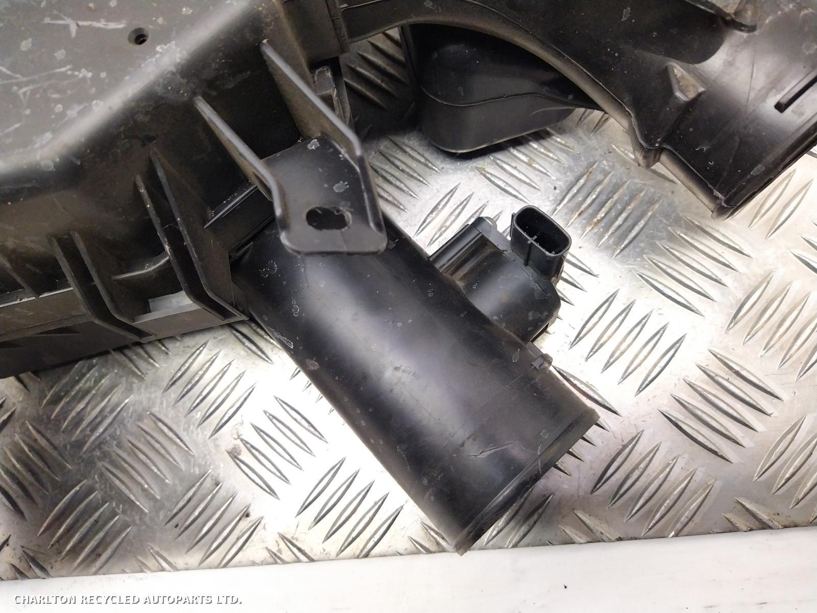 View Auto part Air Cleaner/Box MITSUBISHI OUTLANDER 2014