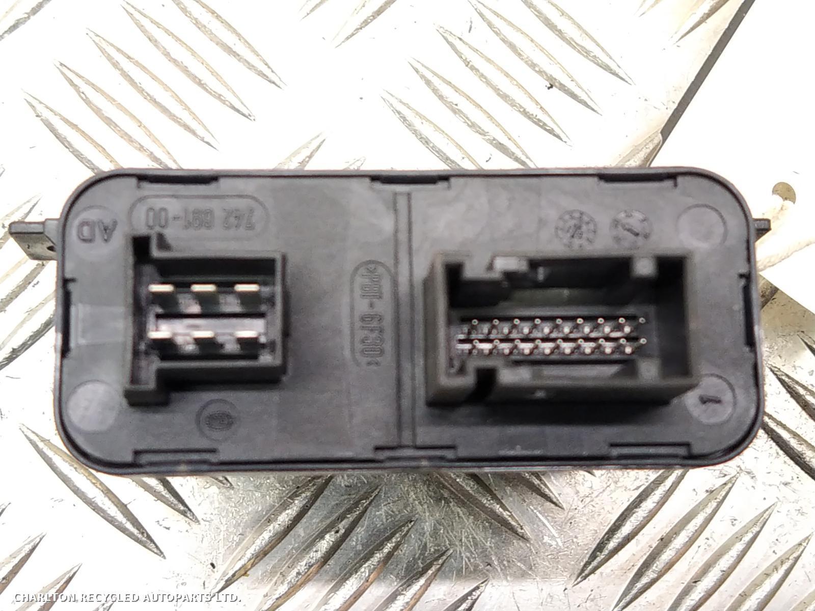 View Auto part ECU LAND ROVER DISCOVERY SPORT 2016
