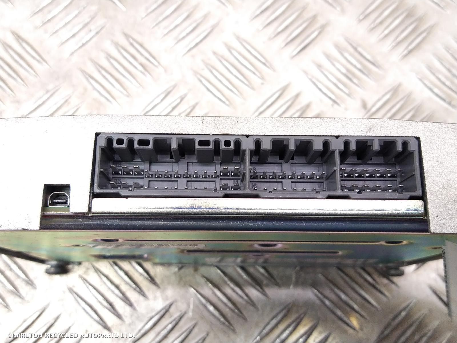 View Auto part Amplifier Unit LAND ROVER DISCOVERY SPORT 2018