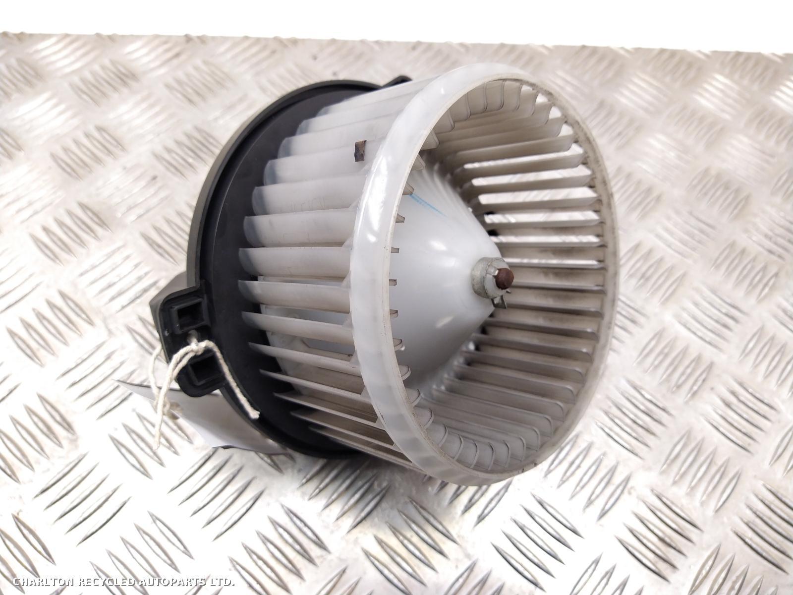 View Auto part Heater Motor/Assembly LAND ROVER RANGE ROVER SPORT 2011