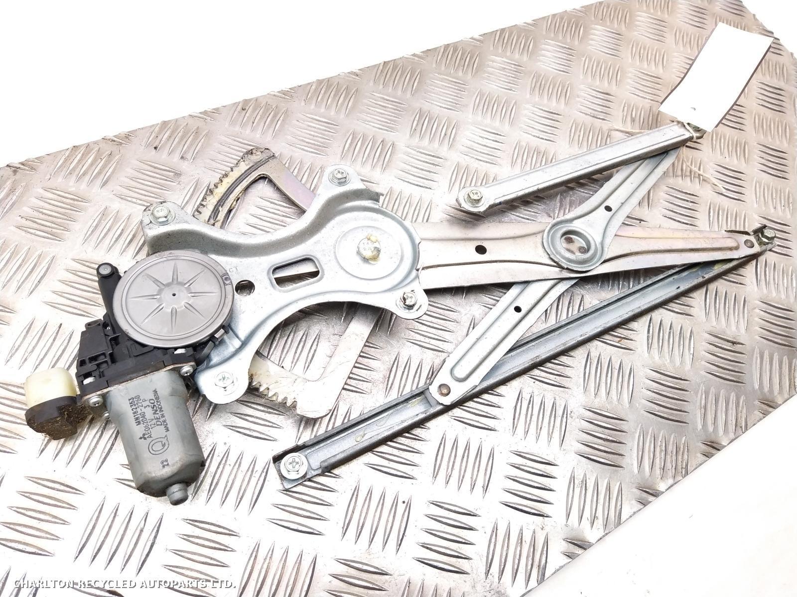 View Auto part Tailgate Regulator MITSUBISHI L200 2013