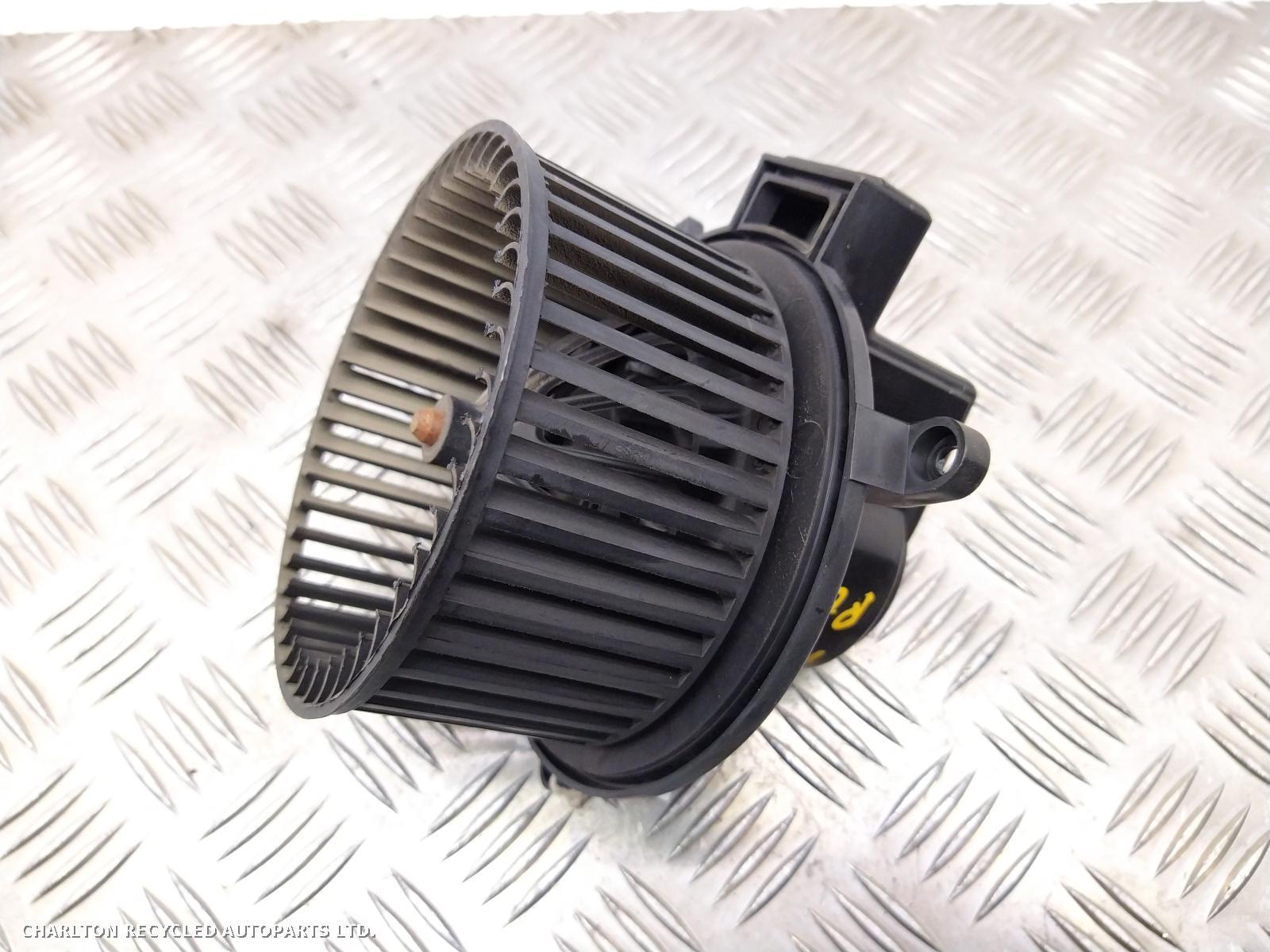 View Auto part Heater Motor/Assembly CHRYSLER GRAND VOYAGER 2009