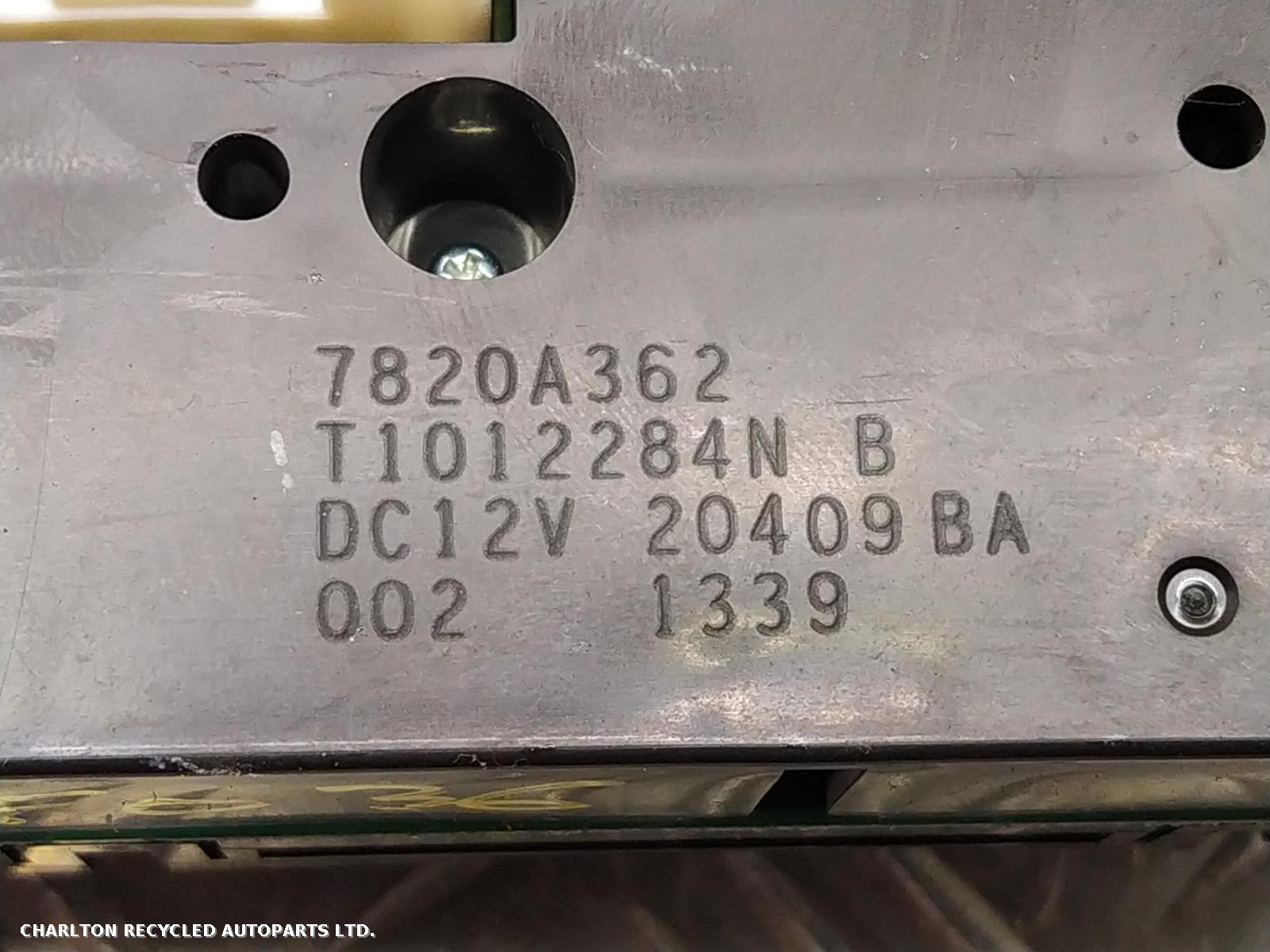 View Auto part Heater/AC Controller MITSUBISHI L200 2013
