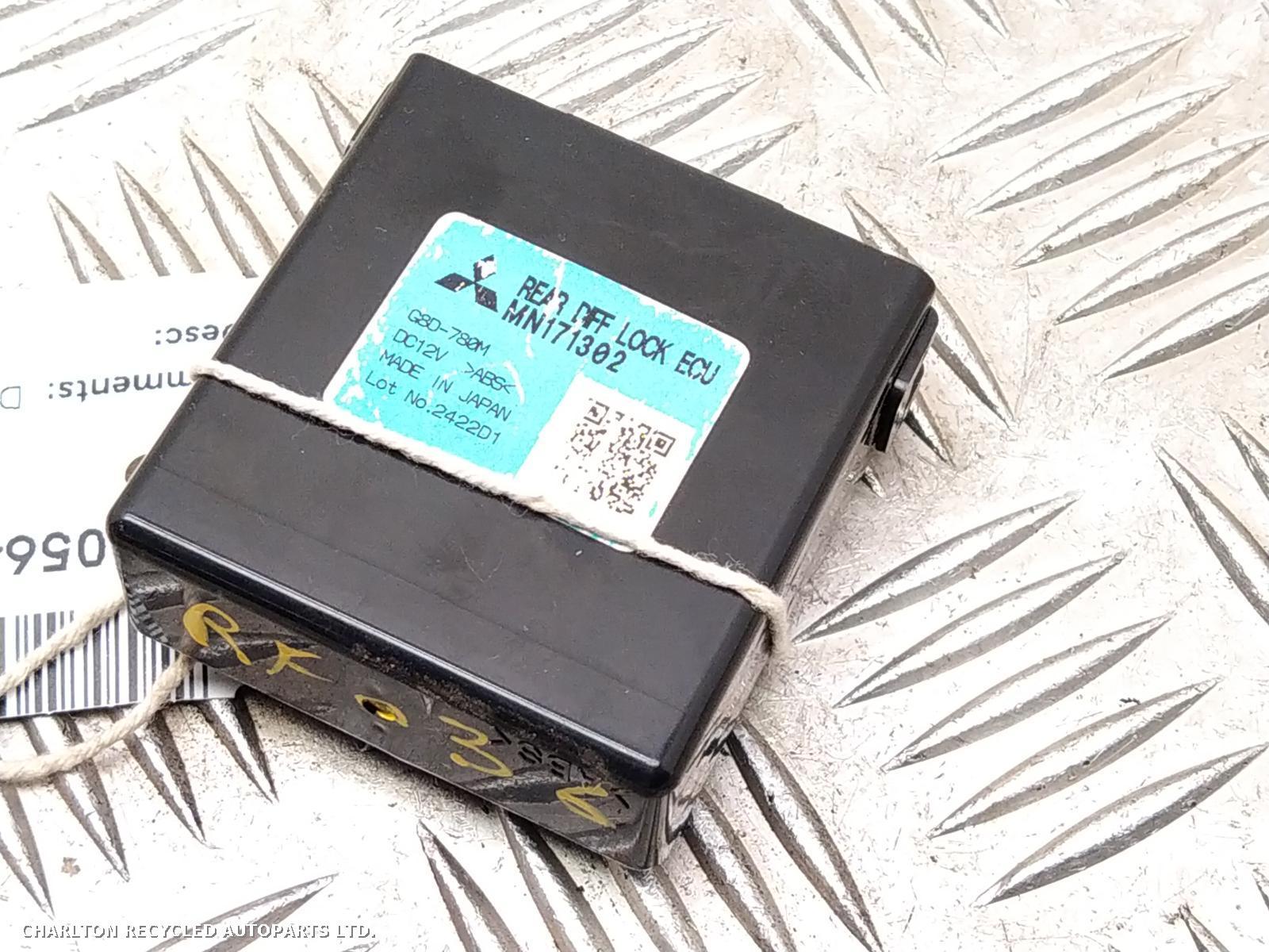 View Auto part ECU MITSUBISHI L200 2013
