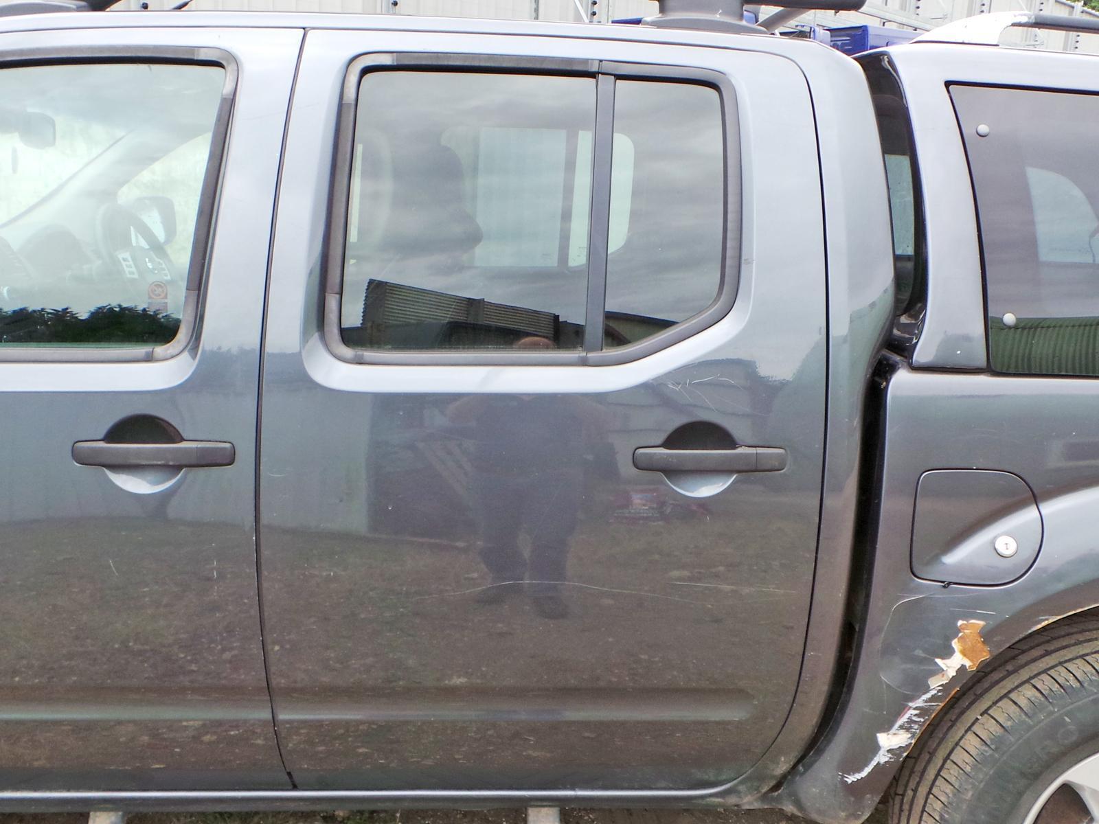 View Auto part L Rear Door NISSAN NAVARA 2012