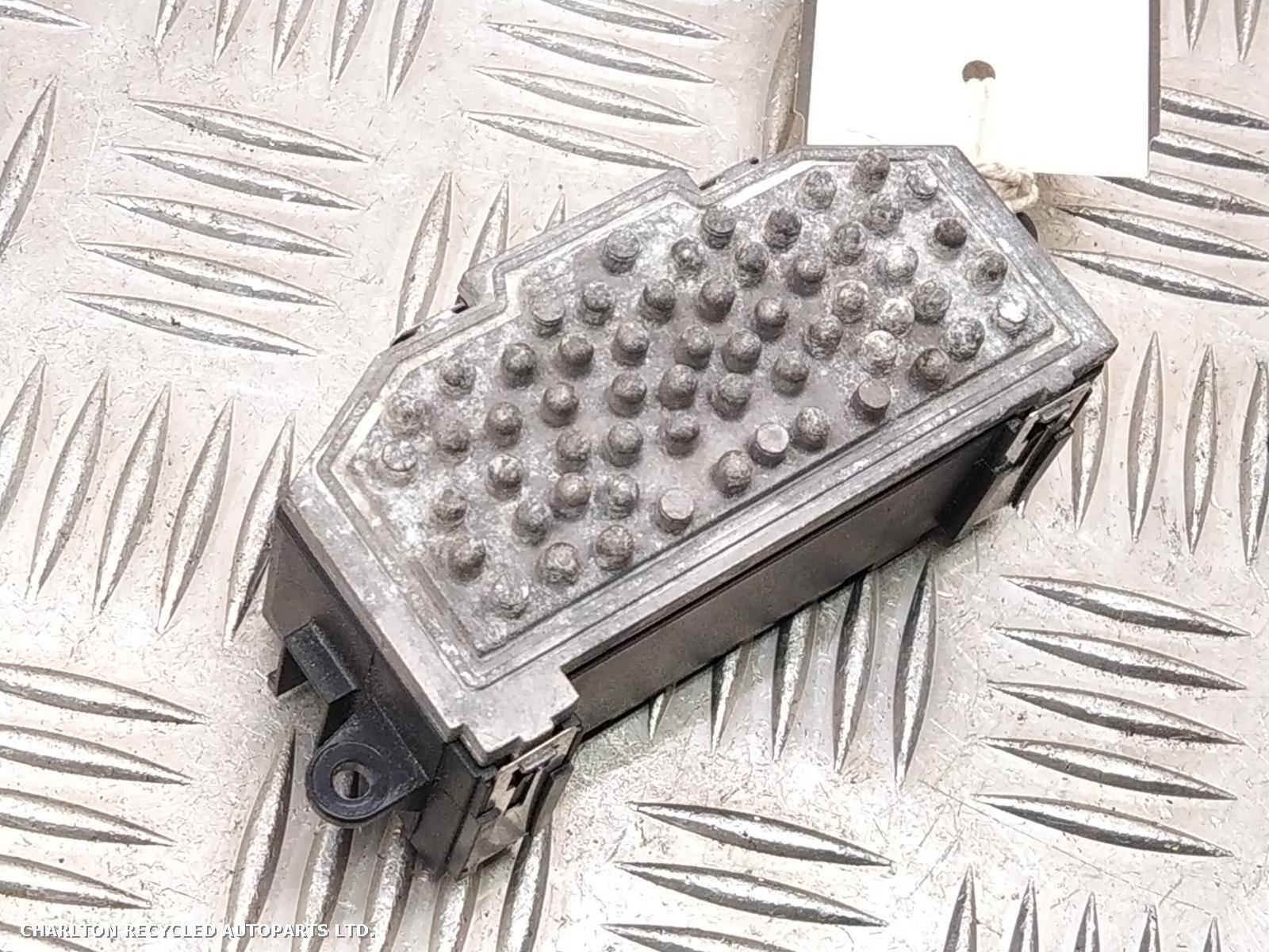 View Auto part Heater Rheostat AUDI Q5 2009