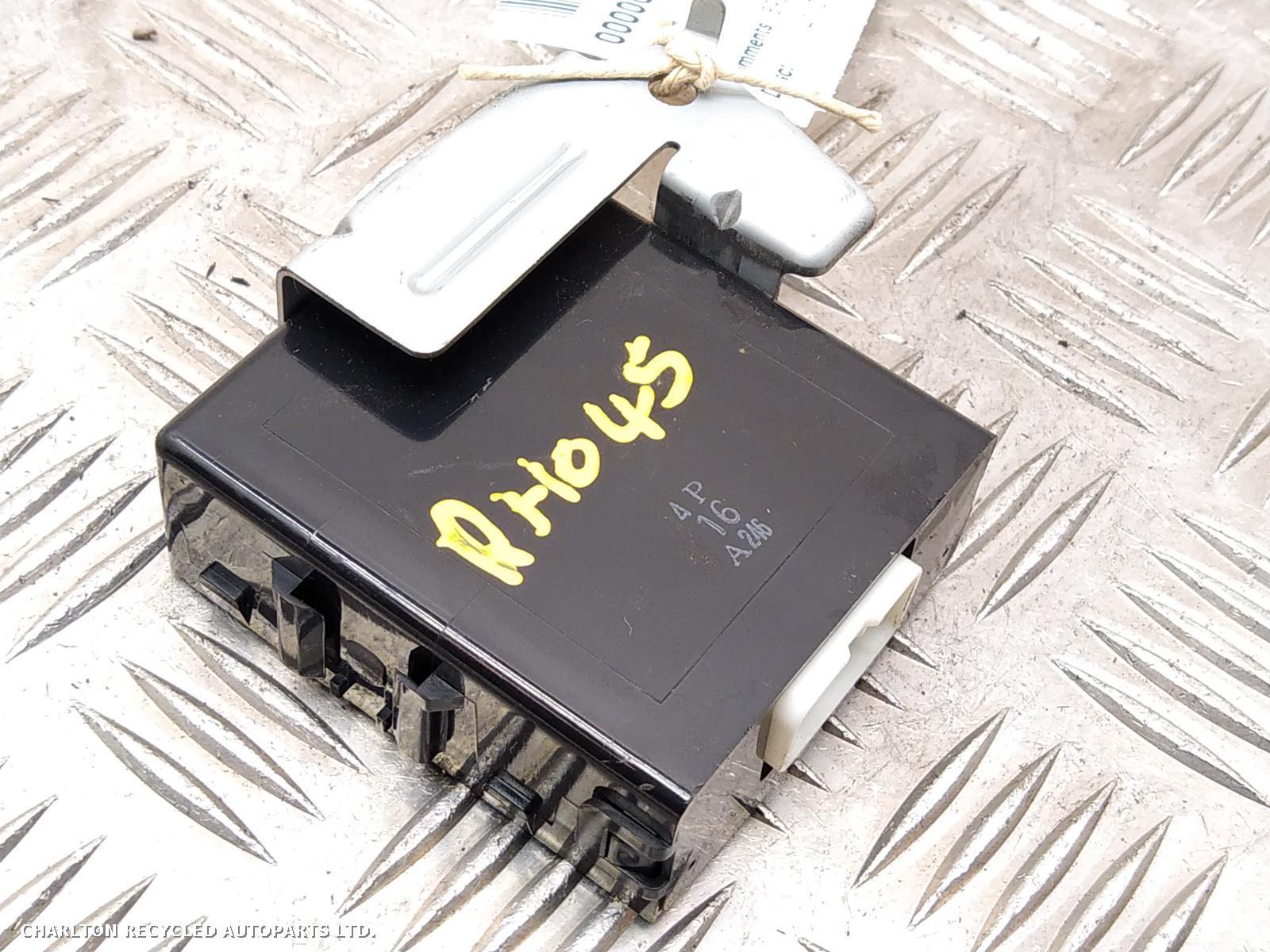 View Auto part ECU TOYOTA HILUX 2012
