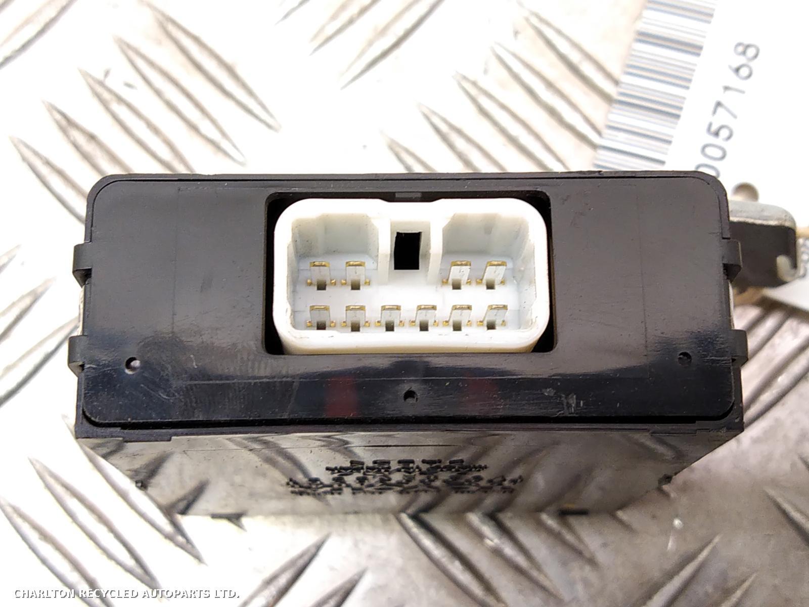 View Auto part ECU TOYOTA HILUX 2012