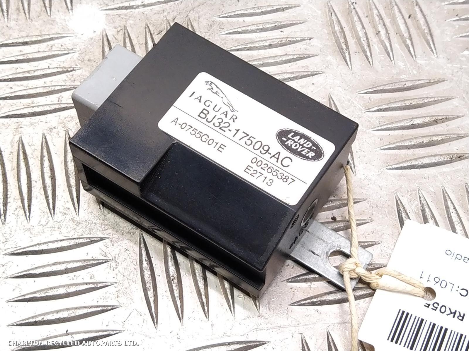 View Auto part Misc. Relay LAND ROVER RANGE ROVER EVOQUE 2013