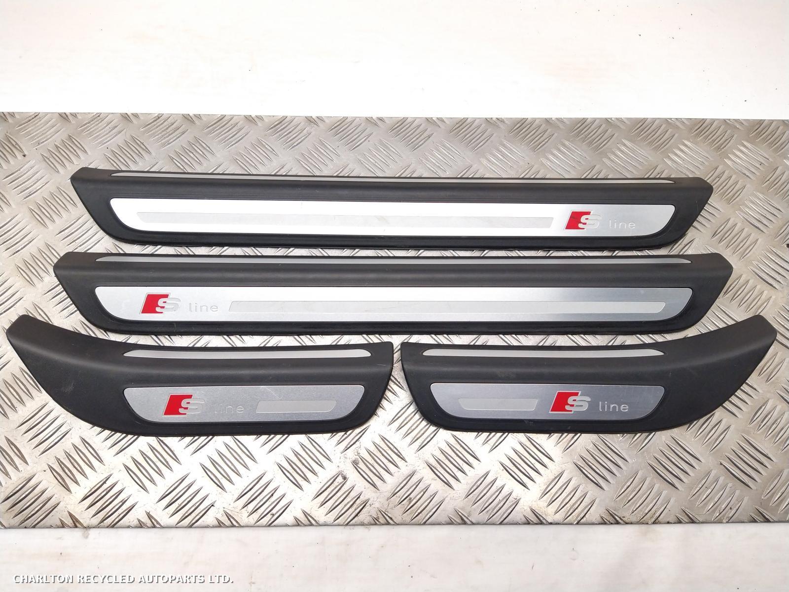 View Auto part Trim Panel AUDI Q5 2009