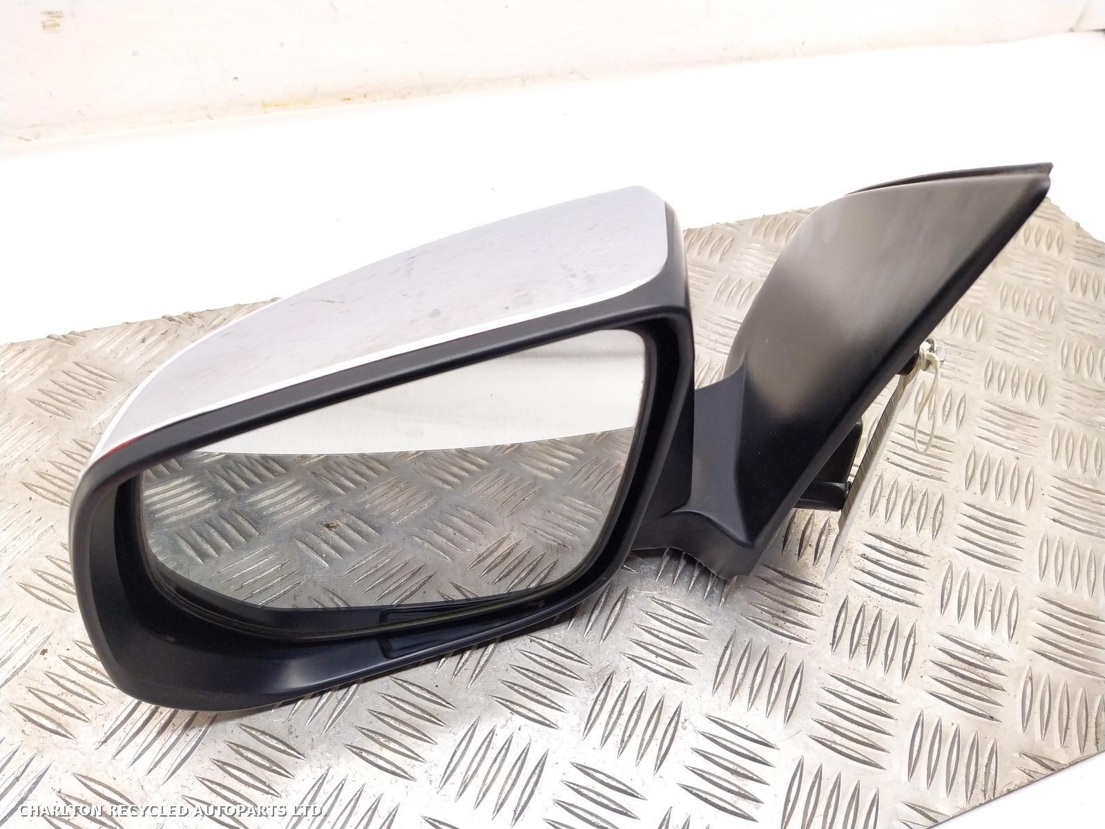 View Auto part L Door Mirror ISUZU D-MAX 2018