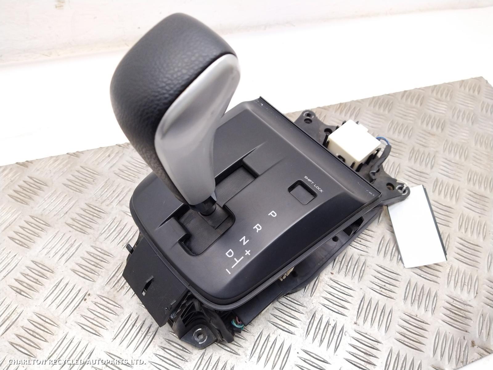 View Auto part Gear Stick/Shifter ISUZU D-MAX 2018