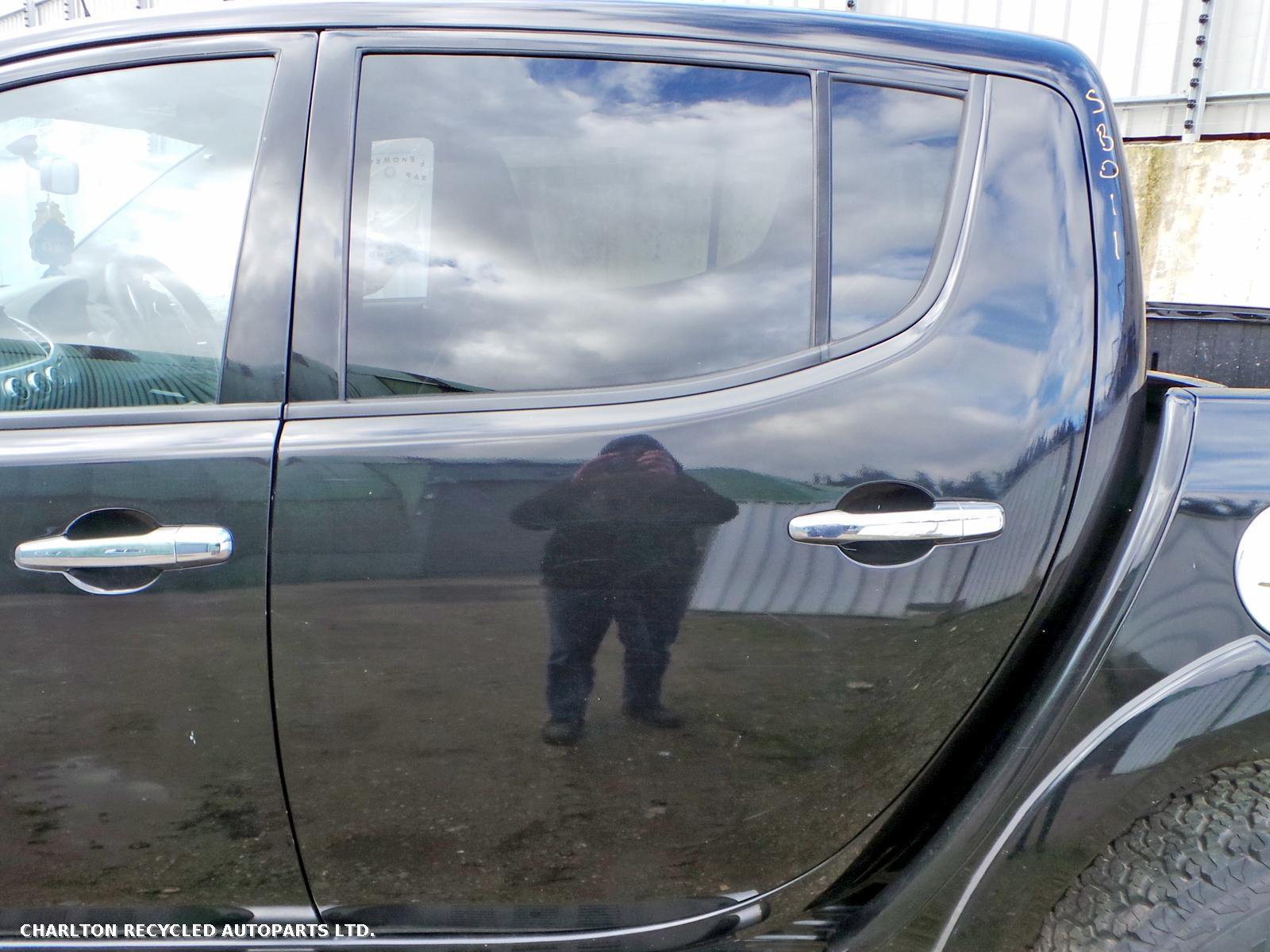View Auto part L Rear Door MITSUBISHI L200 2014