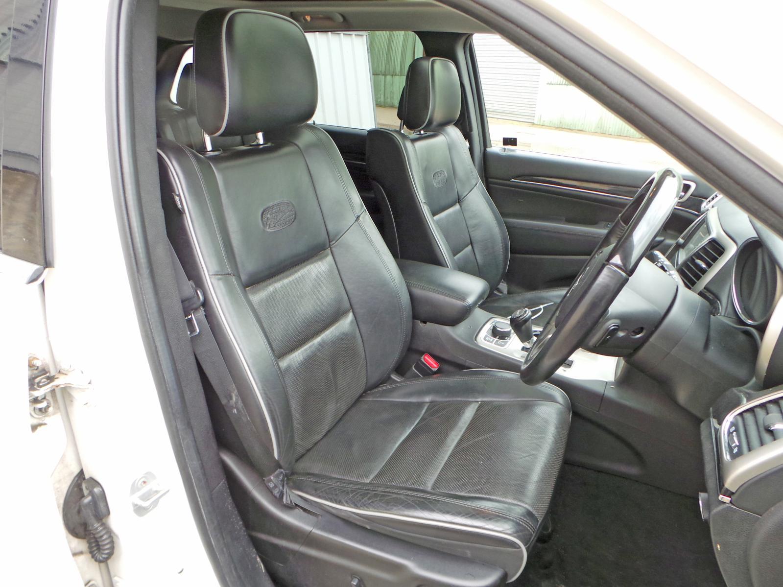 View Auto part Complete Interior JEEP GRAND CHEROKEE 2013