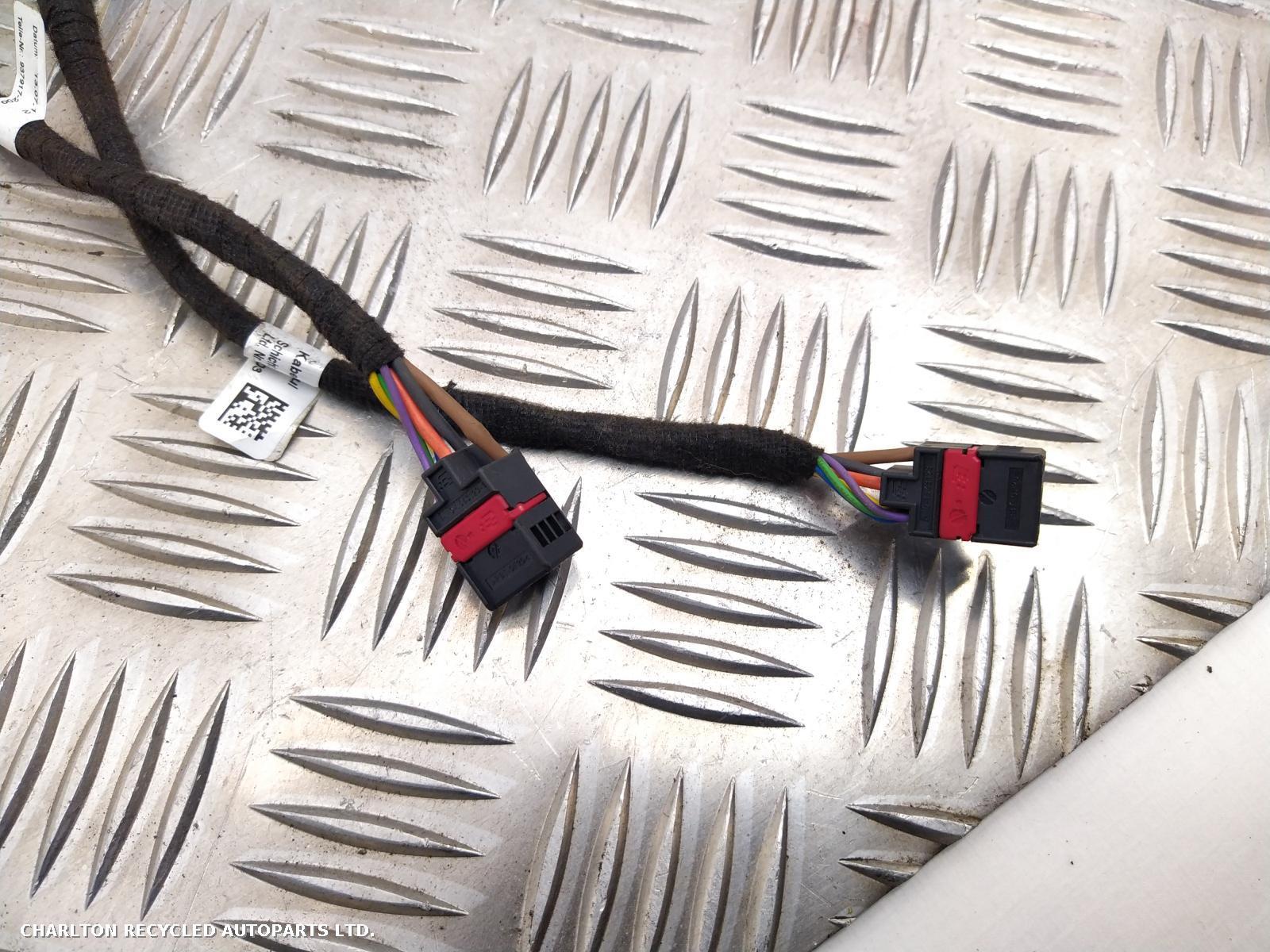 View Auto part Hatch Strut/Shock LAND ROVER RANGE ROVER EVOQUE 2012