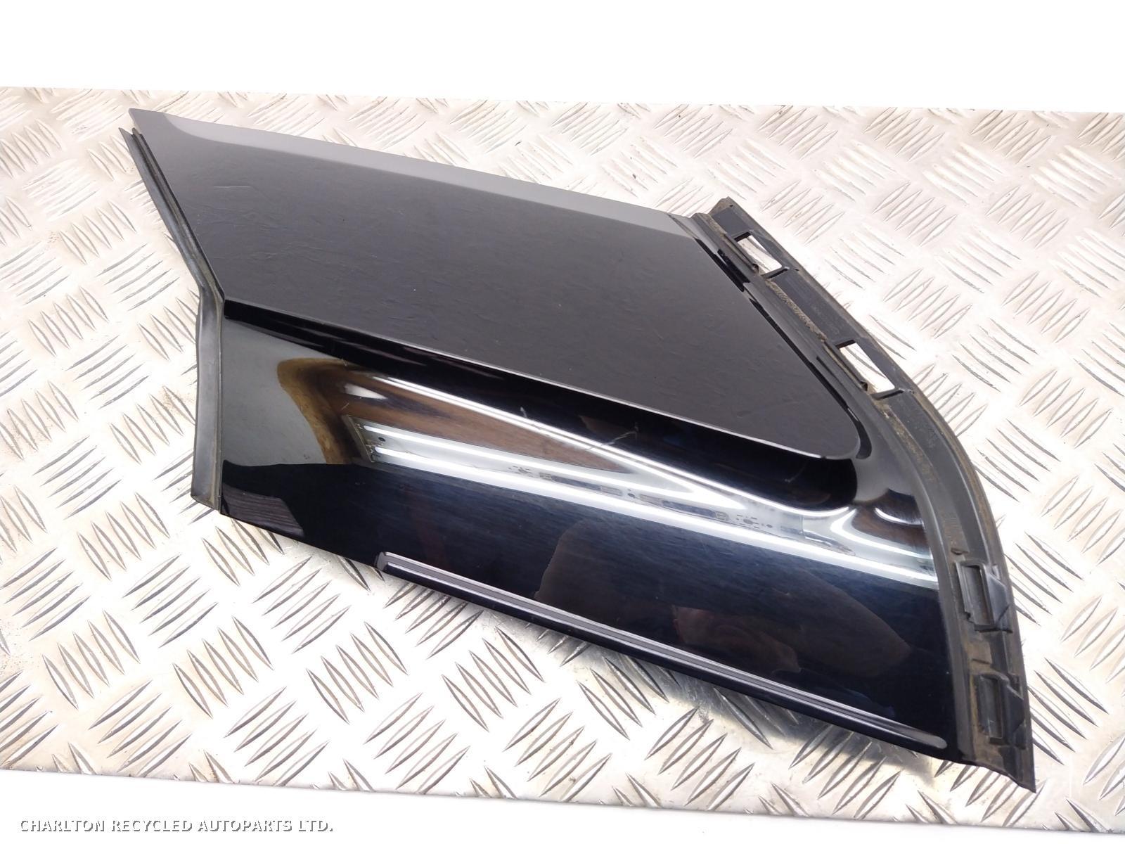 View Auto part D_POST_MOULDING LAND ROVER RANGE ROVER EVOQUE 2012