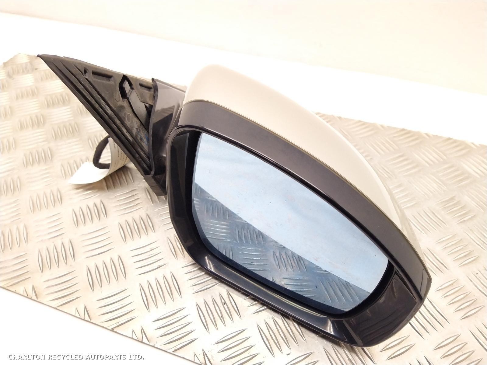 View Auto part R Door Mirror LAND ROVER RANGE ROVER SPORT 2013