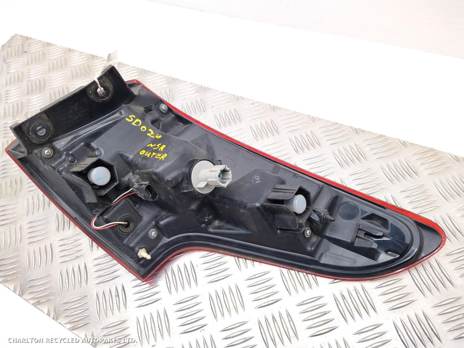View Auto part L Taillight NISSAN QASHQAI 2014