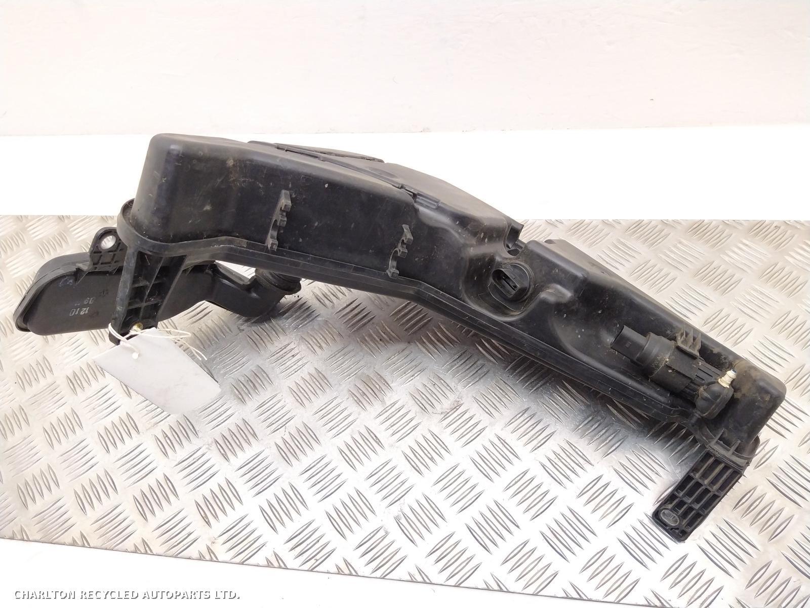 View Auto part Washer Bottle AUDI Q5 2009
