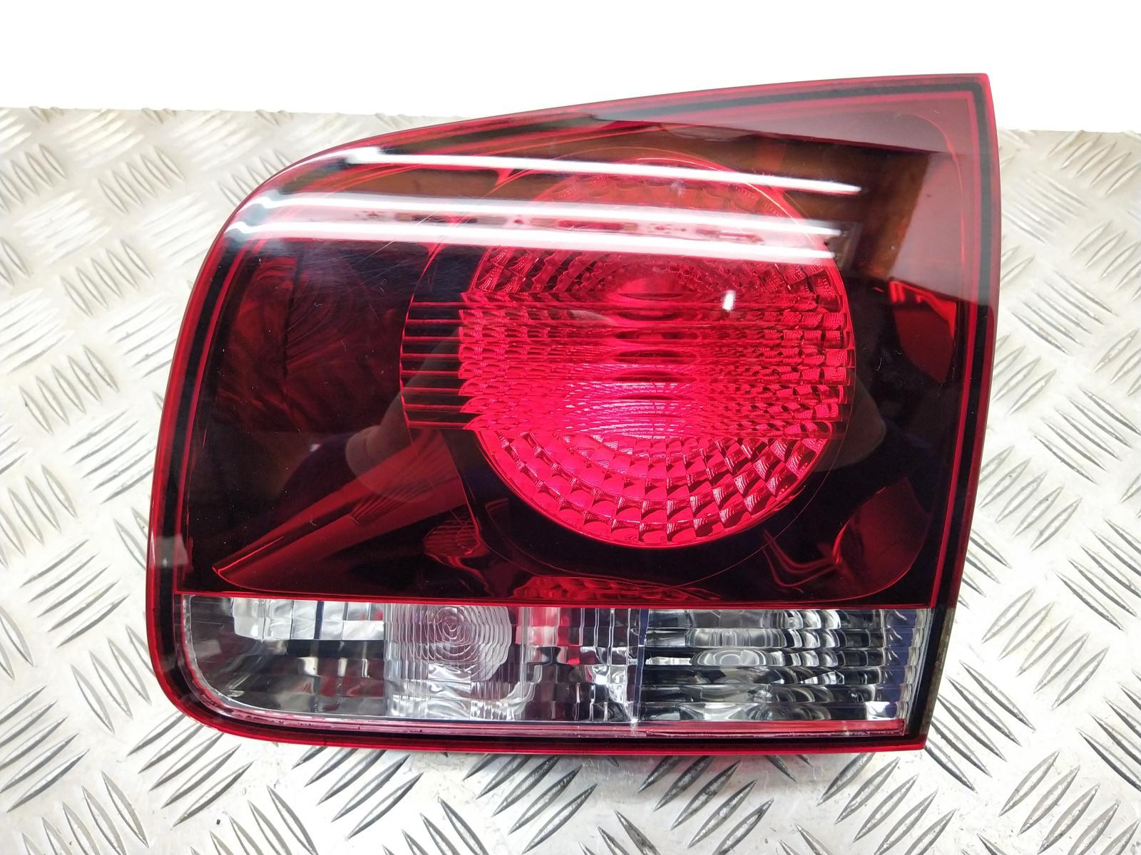 View Auto part R Taillight VOLKSWAGEN TOUAREG 2008
